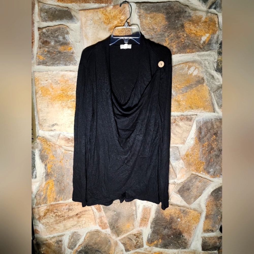 Cupid black long sleeve top